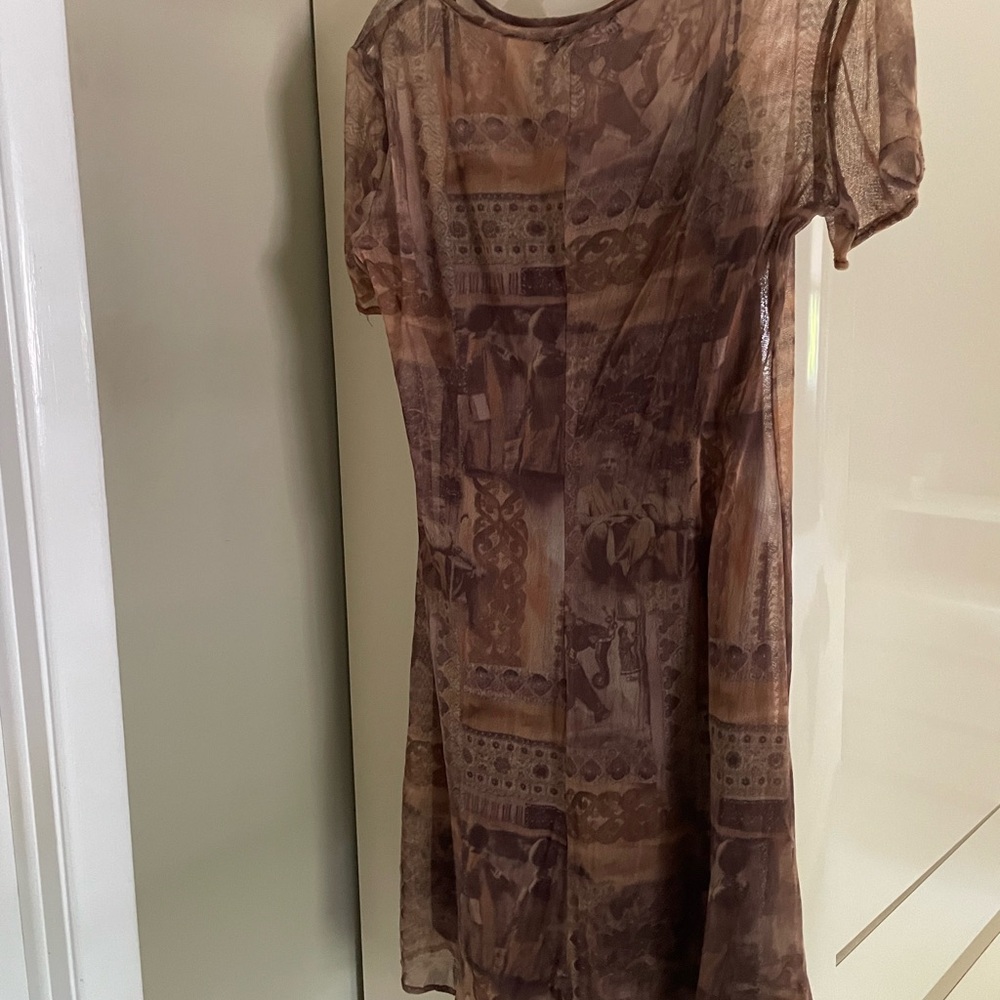 Dress - Picture 2 of 3